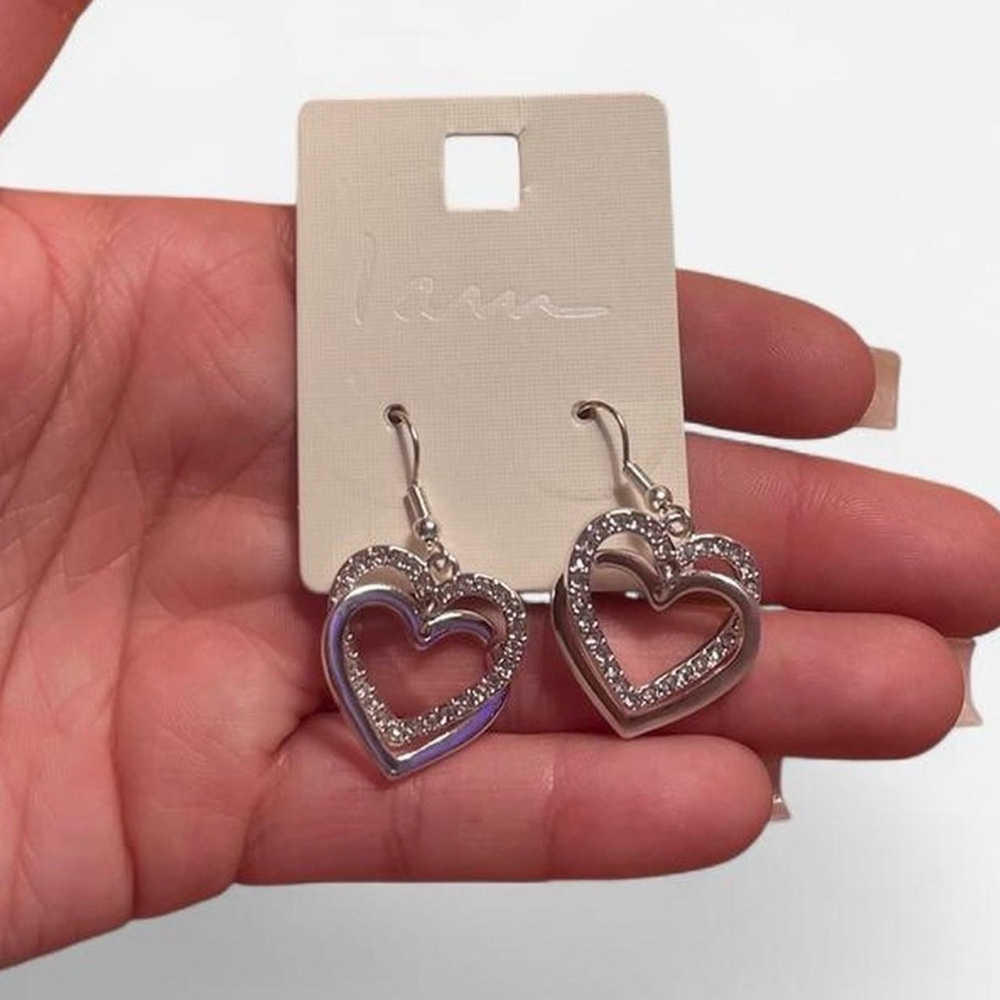 Silver Heart Dangling Earring with Diamonds